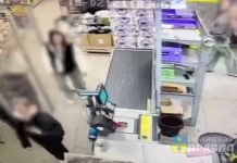 Проскочили через пустую кассу: в Волжском задержали девочек, укравших продукты