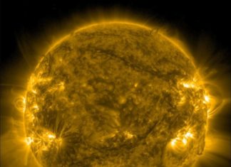 Волжан предупредили о новой вспышке на Солнце высшего уровня