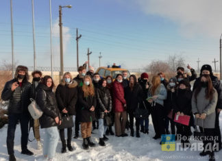 «Студенческий десант» познакомился с работой Госавтоинспекции города Волжского