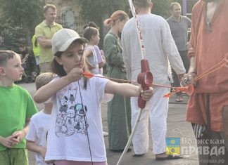 Стрельба из лука, мечевой бой и «Ортодокс»: в Волжском пройдут Троицкие гуляния