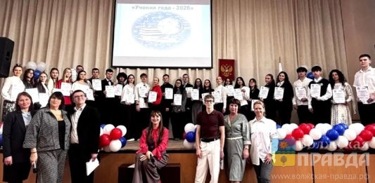 5 из 28: в Волжском прошёл отборочный тур к финалу «Ученика года 2026»