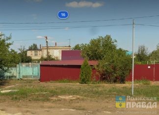 Переходить не собирался: в Волжском «Лада Калина» сбила стоящего на шоссе человека