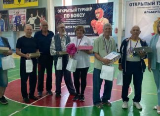 Отжимались и стояли на гвоздях: в Волжском состоялся фестиваль «Возраст не помеха»