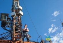 От 15 до 20 лет: в Волгограде трое подростков за 8000 рублей сожгли станцию сотовой связи