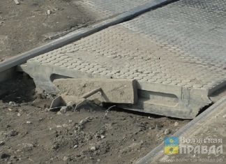 Главной «занозой» на дорогах Волжского остаются железнодорожные переезды