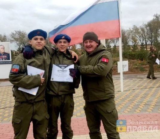 Будущим выпускникам из Волжского порекомендовали, как выбрать военный вуз