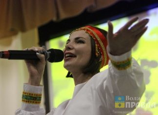 Волжские педагоги получили награды, удивили своим творчеством и записали видеообращение